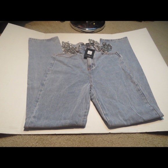 FashionNova Link by link Chain jeans - Picture 3 of 7